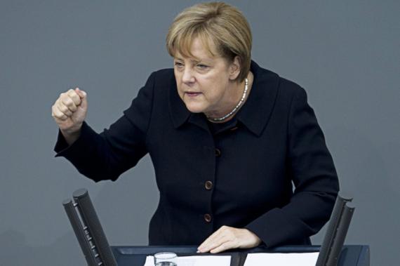 Angela Merkel megőrülését zsarolási ügyekhez kötik
