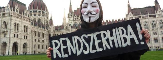 Bezárná Facebook oldalát az Anonymus Operation Hungary