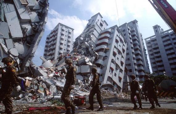 Földrengéseket és vulkánkitöréseket okozhatunk - mondta az USA védelmi minisztere