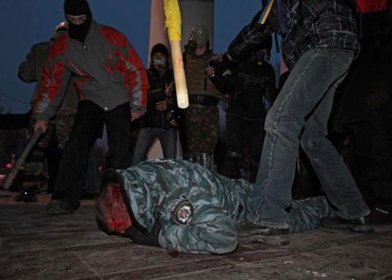 Nem jó most Kijevben rohamrendőrnek lenni